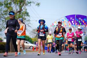 BIB: 40085, 40533, 4590
                            <button type="button" onclick="openModal(10036840)" class="btn btn-primary btn-sm float-right btn-popup" data-toggle="modal" data-target=".modal-high-quality">
                        <i class="fas fa-shopping-cart"></i> Add to Cart
                    </button>
                                            <button type="button" onclick="isThisMe(10036840, true)" class="btn btn-success btn-sm float-right btn-popup btn-isme hidden" data-toggle="tooltip" data-placement="bottom" title="นี่คือรูปของคุณใช่ไหม คลิกที่นี่เพื่อเอาเข้าอัลบั้ม">
                        <i class="fas fa-plus"></i> Add to album
                    </button>
                    <button type="button" onclick="isThisMe(10036840, false)" class="btn btn-warning btn-sm float-right btn-popup btn-isnotme hidden">
                        <i class="fas fa-ban"></i> Remove from album
                    </button>